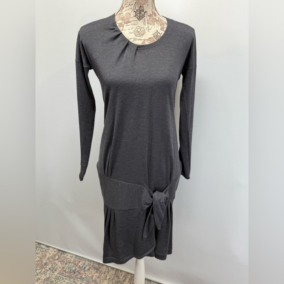 BRUNELLO CUCCINELLI Gray Cashmere long sleeve drop waist mini dress size S. - Picture 4 of 14
